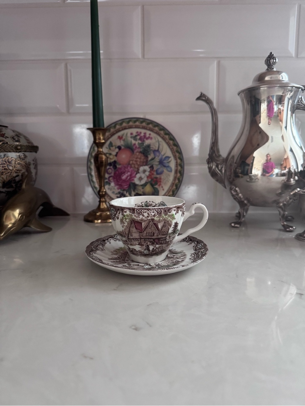 Vintage Johnson Bros Heritage Hall StaffordShire England ~ Teacup and Saucer